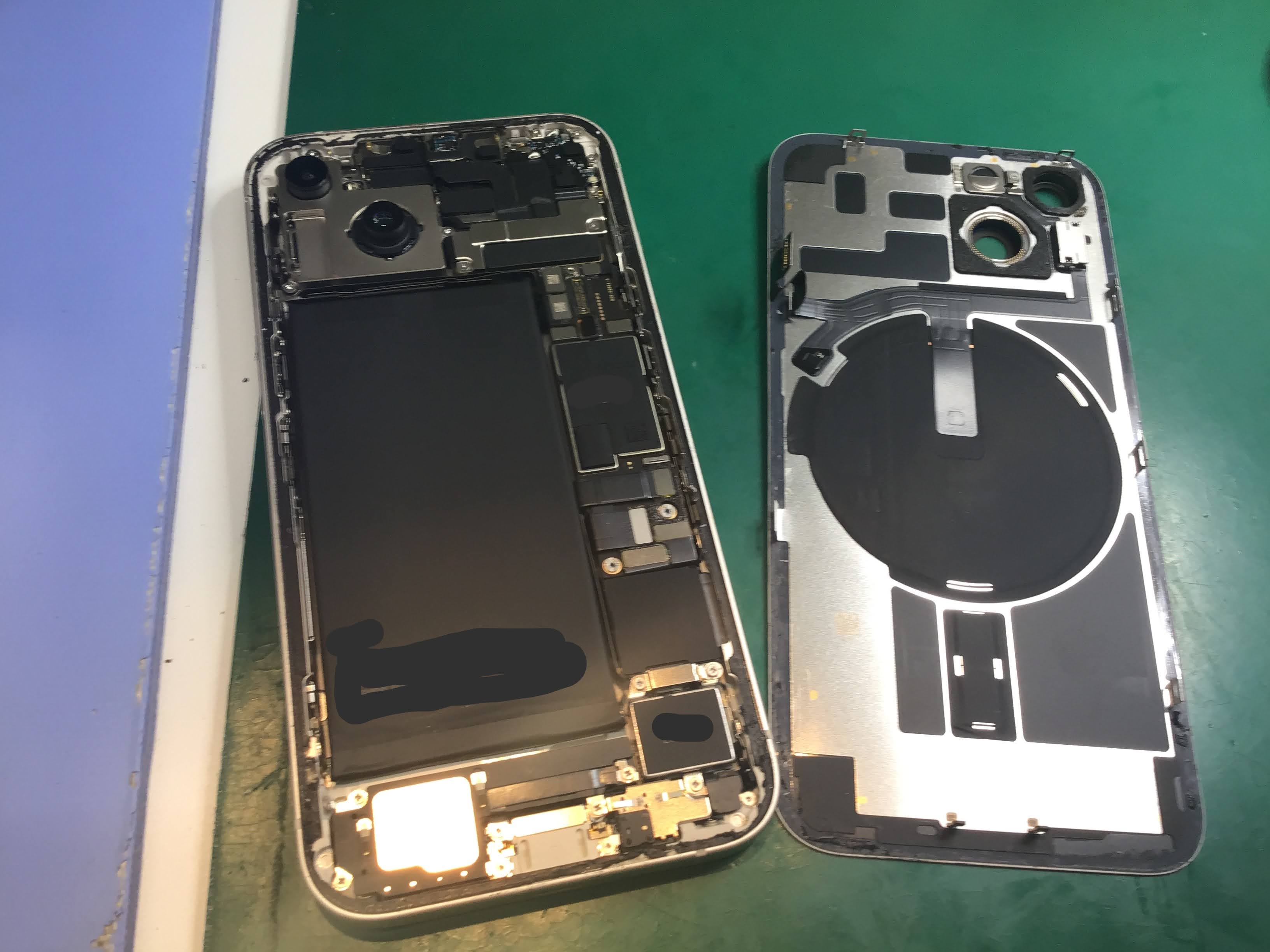 バッテリー交換は、データそのまま・即日修理のスマホ修理工房京王聖蹟桜ヶ丘ショッピングセンターB館店へ！